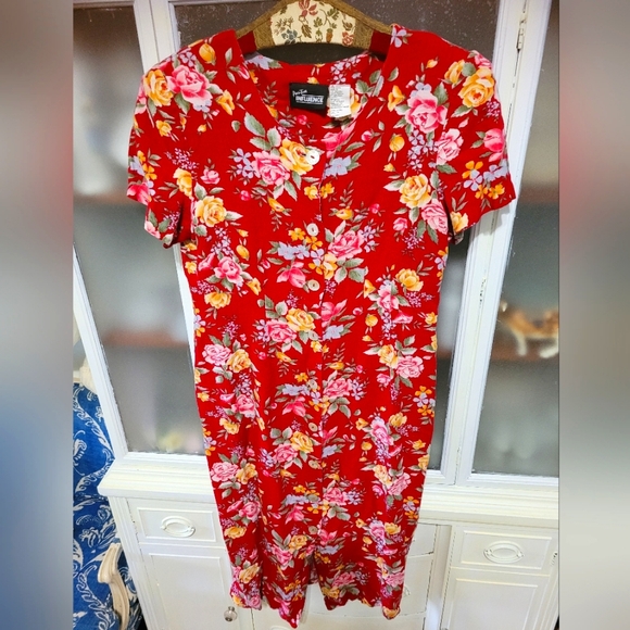 Vintage 80's 100% Linen Red Floral Midi Dress Mother of Pearl Buttons - Picture 1 of 12